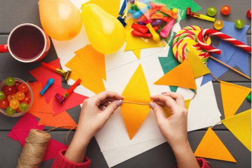 How To Celebrate The New Year With Young Kids decorations